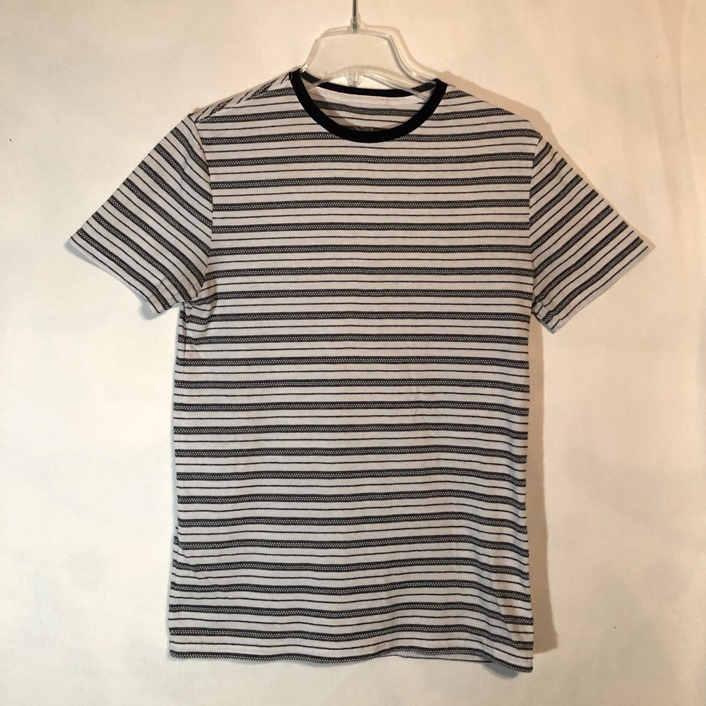 🟢 3/$25 White/Navy Blue Goodfellow & Co T-Shirt Mens S